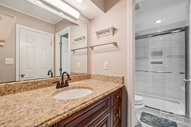 $260,000 | 7920 Greenside Court, Charlotte, NC 28277