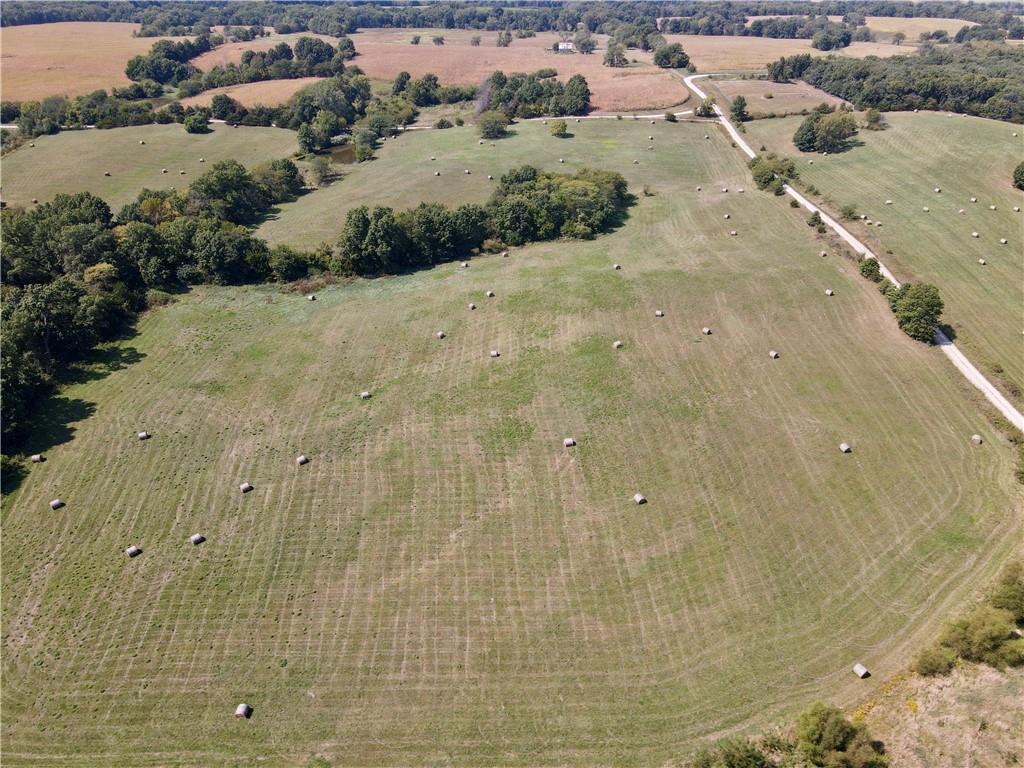 Southeast 75th Avenue Laredo, MO 64652 - Photo 3 of 23