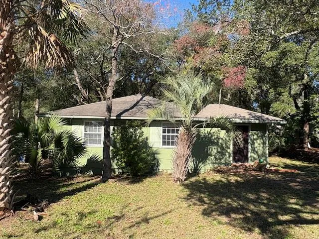 $220,000 | 320 Okaloosa Avenue, Valparaiso, FL 32580