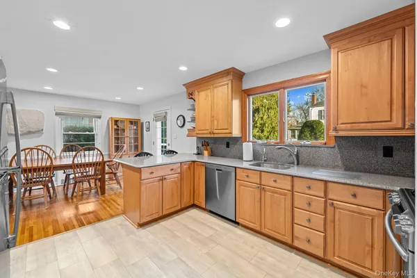 $929,000 | 170 Woodbine Avenue, Merrick, NY 11566