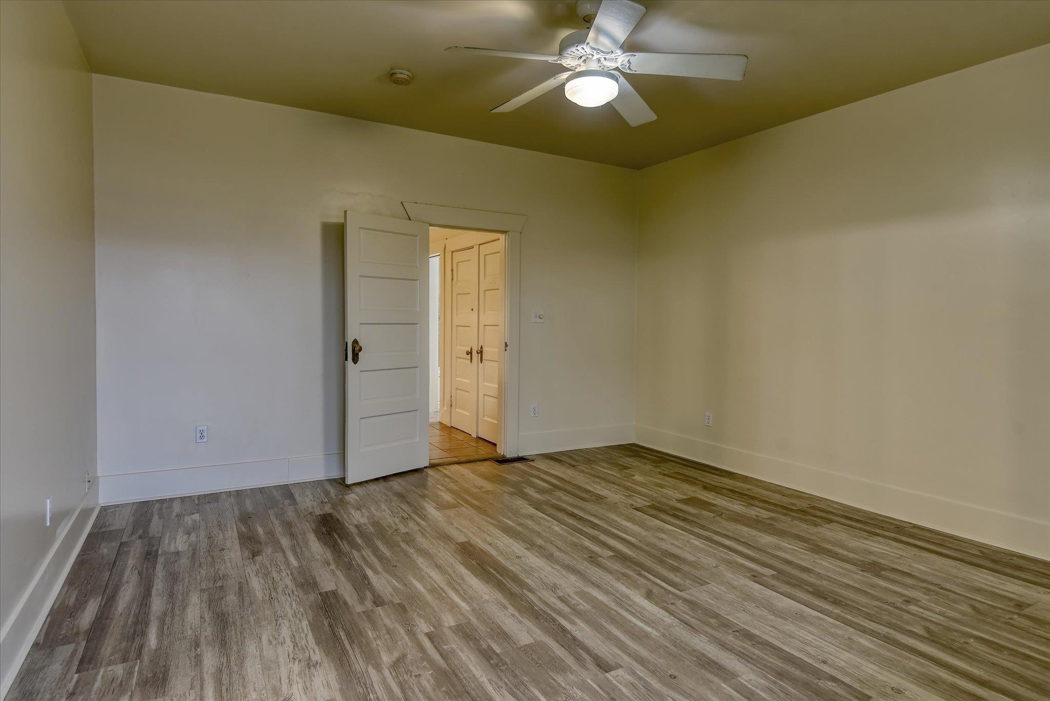 407 West Gordon Avenue Spokane, WA 99205 - Photo 17 of 27