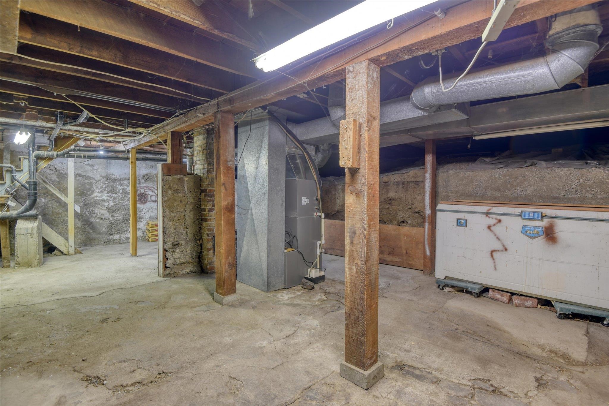 407 West Gordon Avenue Spokane, WA 99205 - Photo 21 of 27