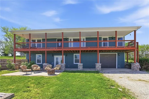 $549,900 | 30960 Somerset Road, Paola, KS 66071