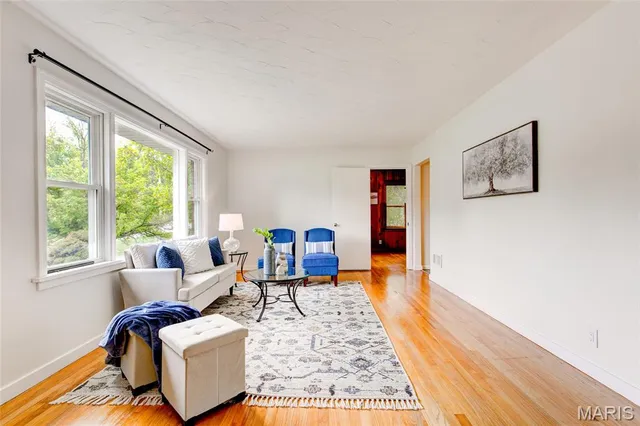 $219,900 | 141 South 9th Street, East Alton, IL 62024