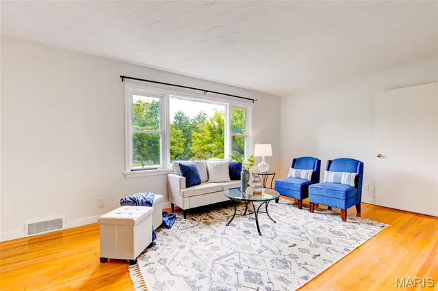 $219,900 | 141 South 9th Street, East Alton, IL 62024