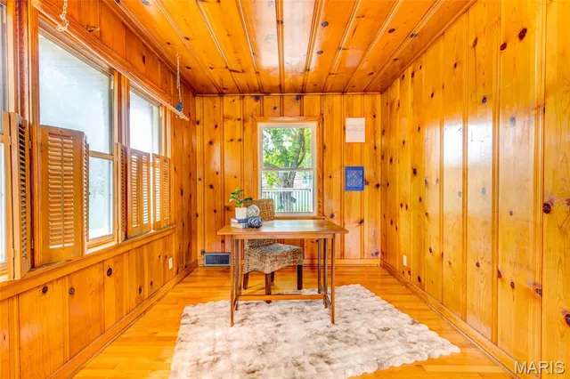 $219,900 | 141 South 9th Street, East Alton, IL 62024