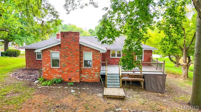 $219,900 | 141 South 9th Street, East Alton, IL 62024