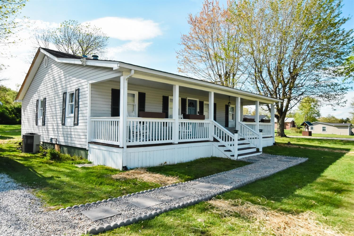 2587 Scaffold Cane Road Berea, KY 40403 - Photo 2 of 21 Listing Photo