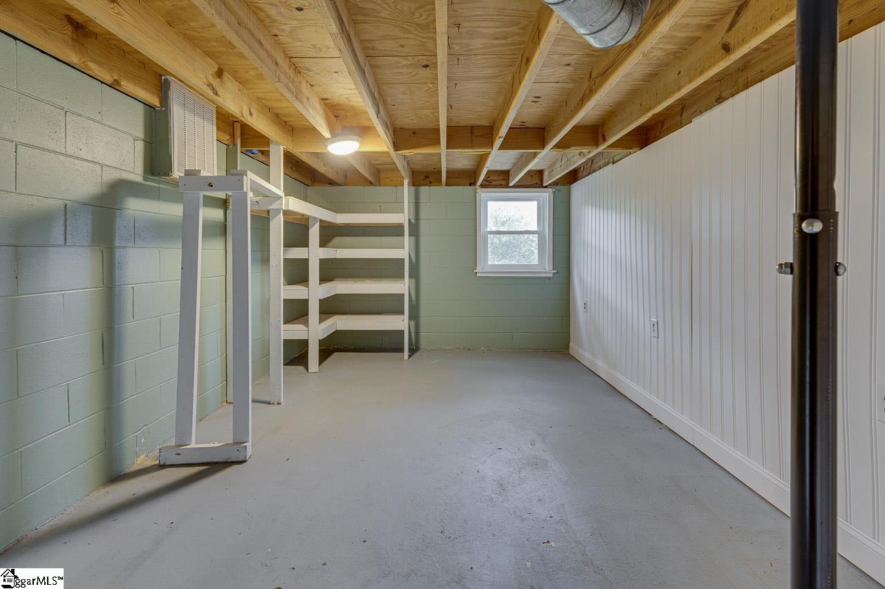 329 Wash Lesley Road Pickens, SC 29671 - Photo 34 of 46 Gallery Image 34