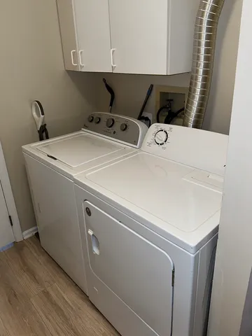 $425,900 | 393 Bentley Place, Buffalo Grove, IL 60089