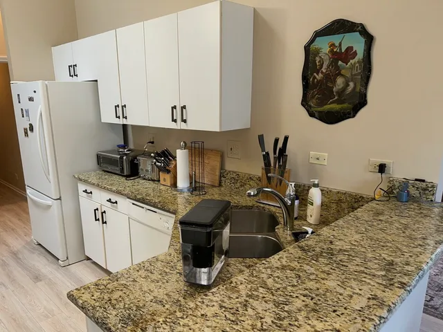 $425,900 | 393 Bentley Place, Buffalo Grove, IL 60089