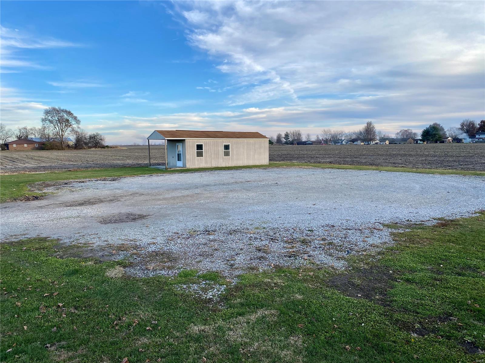 110 County Line Road Virden, IL 62690 - Photo 13 of 18