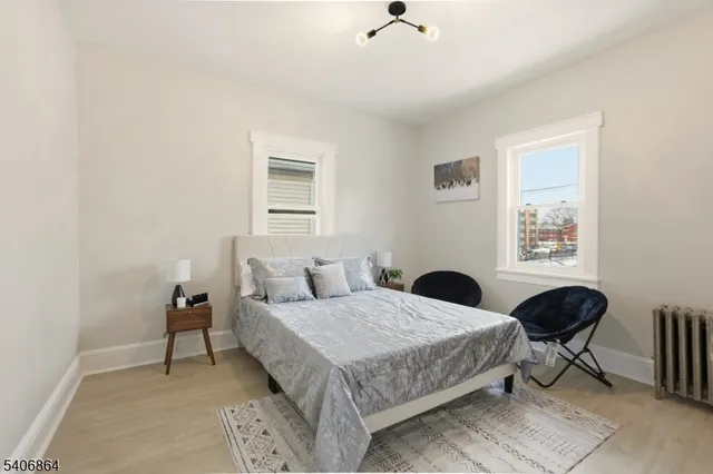 $549,000 | 204 Pine Street, Roselle, NJ 07203