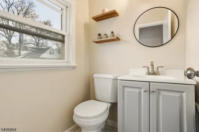 $549,000 | 204 Pine Street, Roselle, NJ 07203