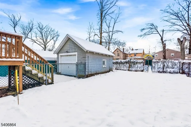 $549,000 | 204 Pine Street, Roselle, NJ 07203