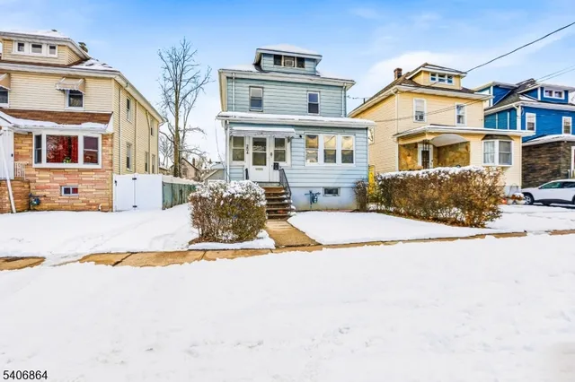 $549,000 | 204 Pine Street, Roselle, NJ 07203