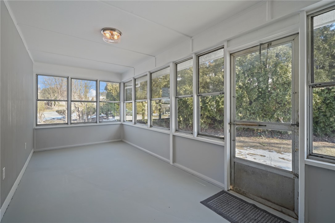 62 Old Spring Road Cranston, RI 02920 - Photo 12 of 16 Gallery Image 12