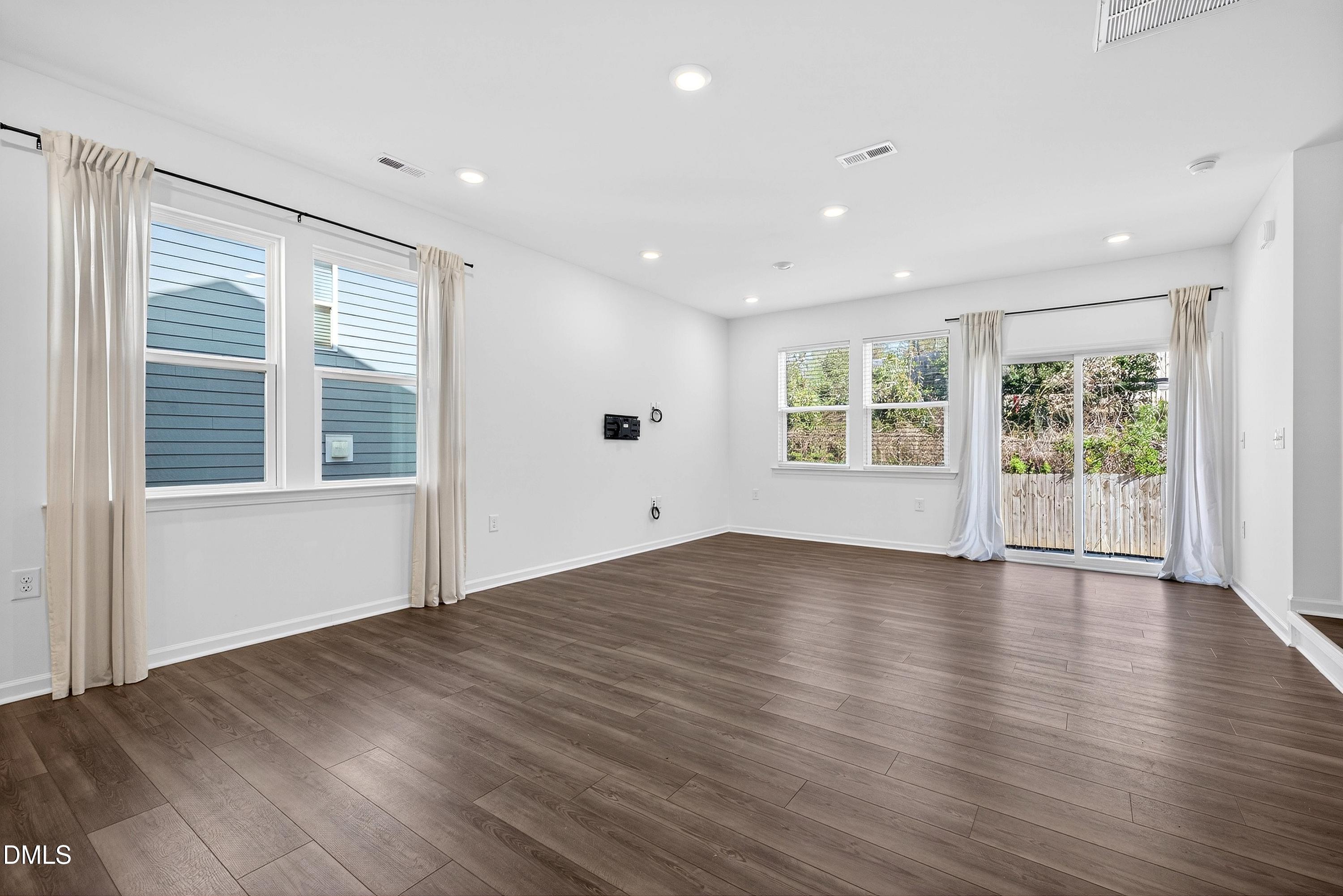 567 Hacksaw Trail Raleigh, NC 27610 - Photo 11 of 39 Gallery Image 11