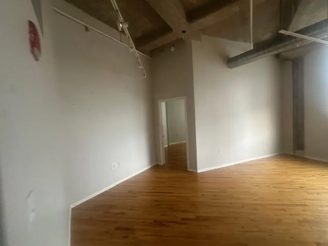 $180,000 | 2107 Grand Avenue, Unit 1009, Kansas City, MO 64108