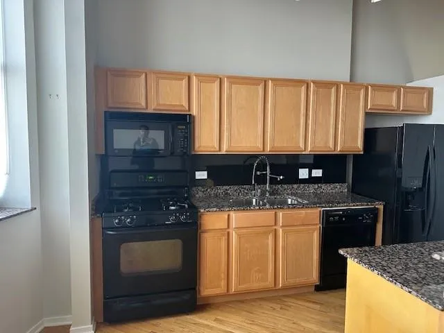 $180,000 | 2107 Grand Avenue, Unit 1009, Kansas City, MO 64108