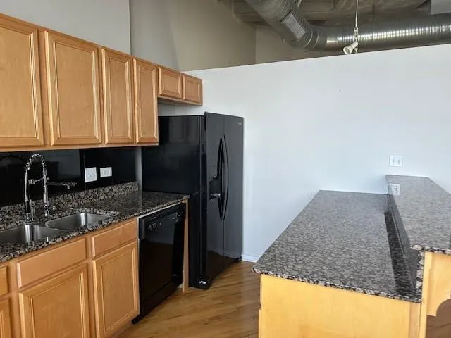 $180,000 | 2107 Grand Avenue, Unit 1009, Kansas City, MO 64108