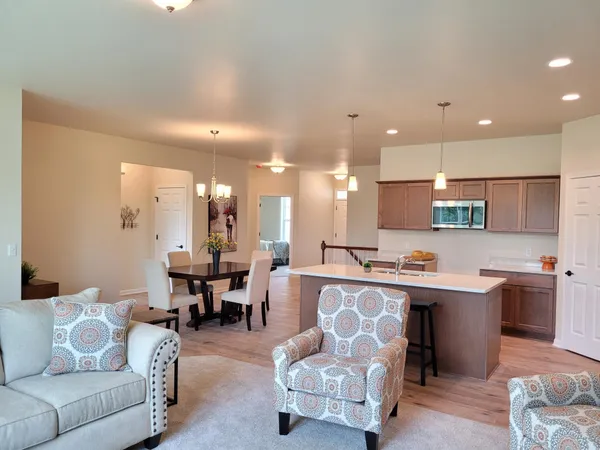 $413,900 | 303 Deer Meadow Drive, Fredonia, WI 53021