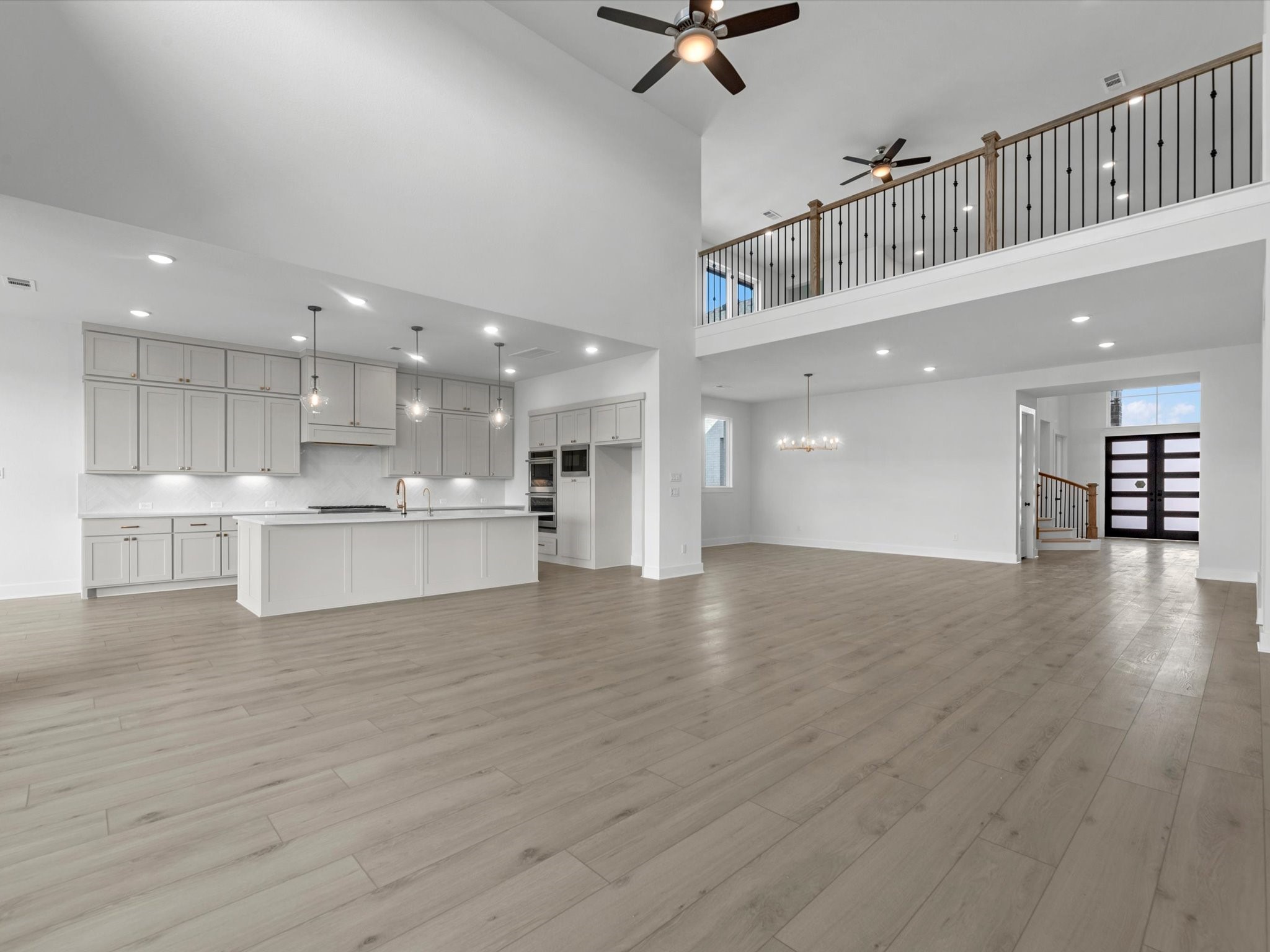 11938 Golden Cove Rosharon, TX 77583 - Photo 8 of 30 Gallery Image 8
