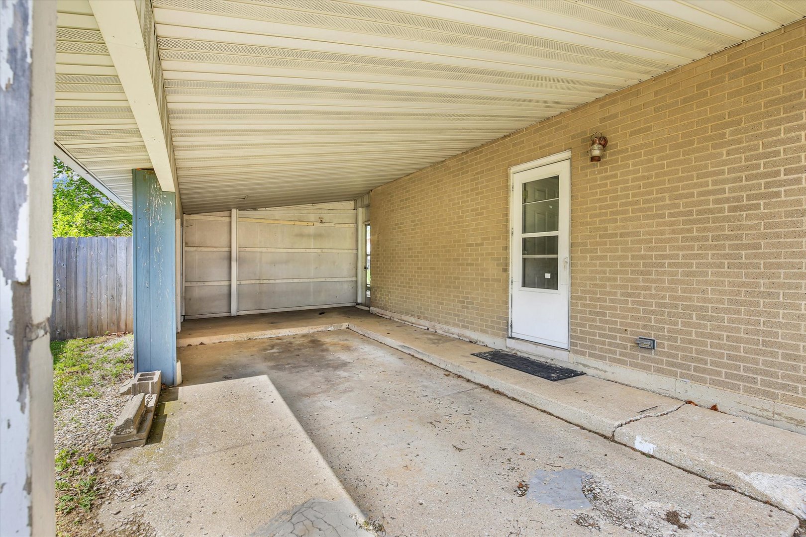1520 South Pointe Drive Rantoul, IL 61866 - Photo 11 of 40