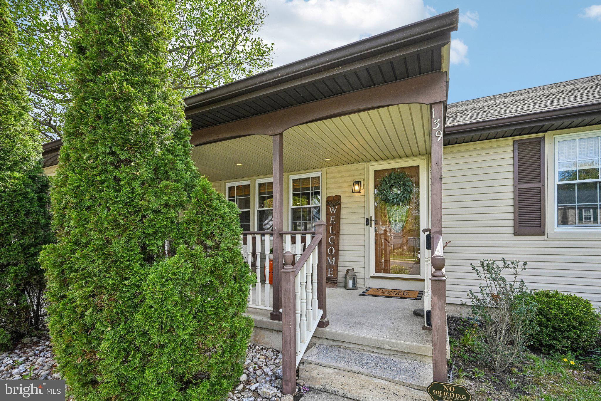 139 Coopers Kill Road Delran, NJ 08075 - Photo 4 of 35