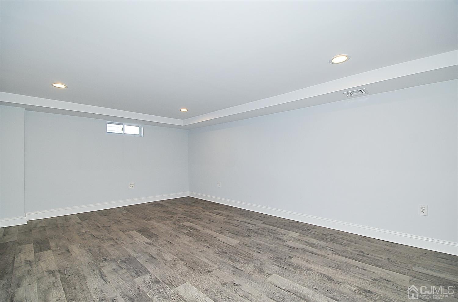 24 Prescott Street Edison, NJ 08817 - Photo 19 of 27 wooden floor in a room
