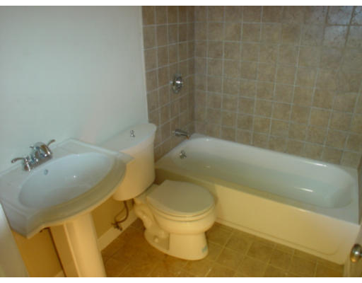 520 Talbot Avenue, Unit 9 Boston, MA 02124 - Photo 3 of 10