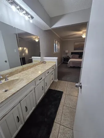 $279,990 | 521 Newcastle Drive, DeSoto, TX 75115