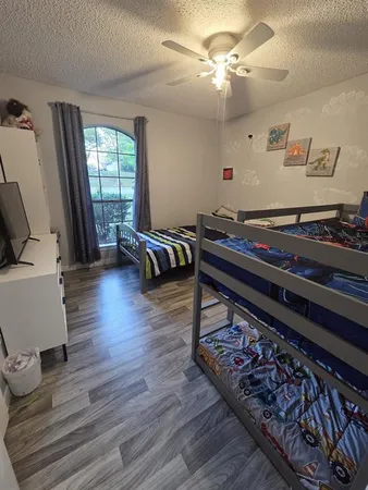 $279,990 | 521 Newcastle Drive, DeSoto, TX 75115