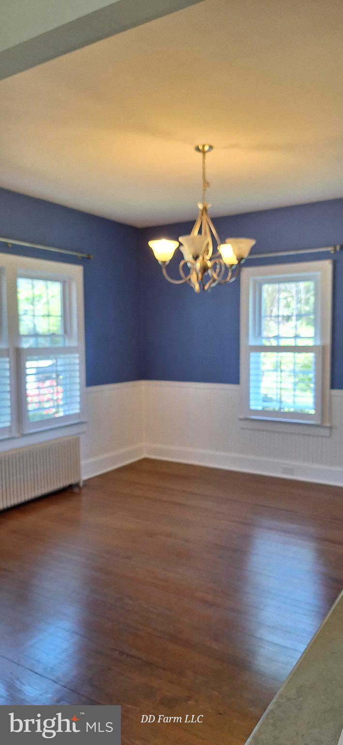 231 West Pine Street Georgetown, DE 19947 - Photo 16 of 26 Bright and inviting dining space.