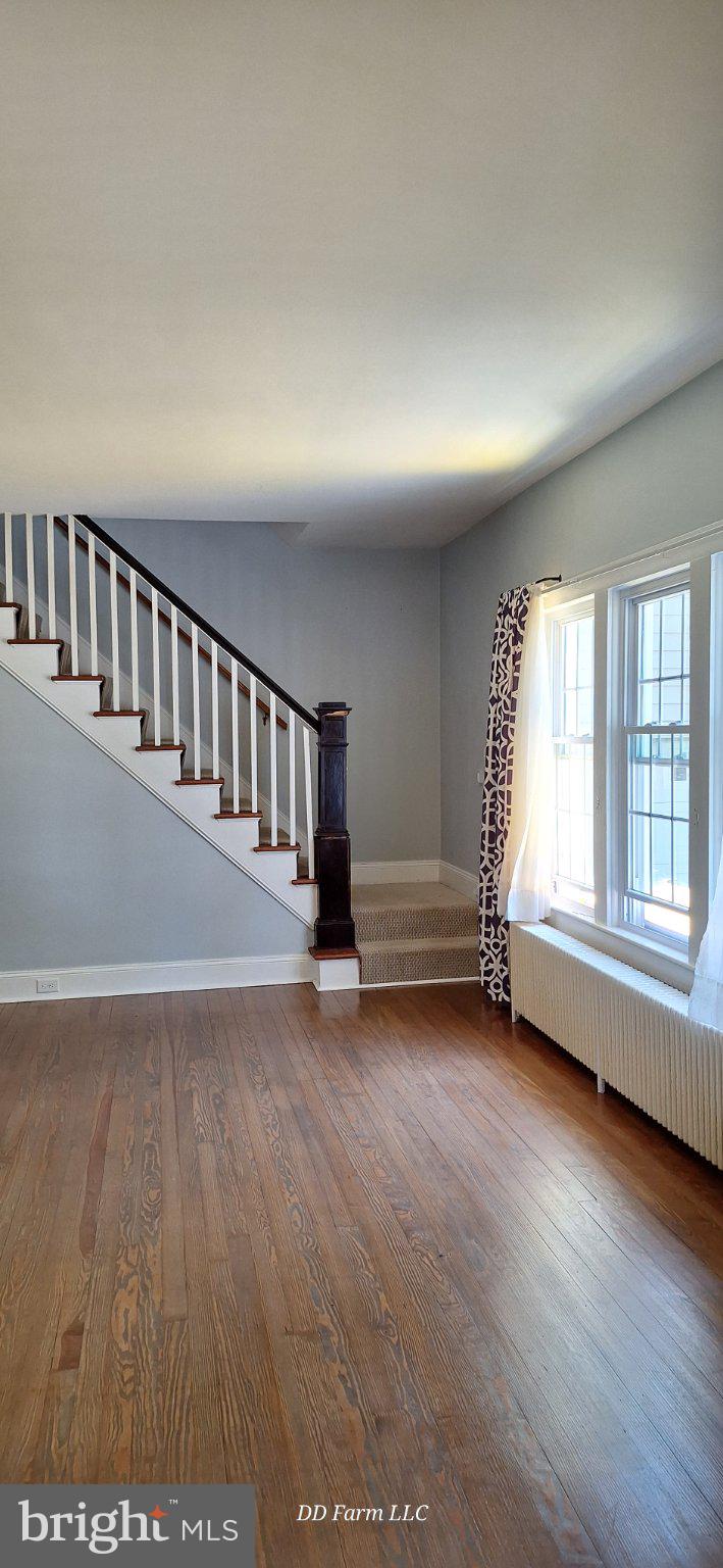 231 West Pine Street Georgetown, DE 19947 - Photo 23 of 26 Bright and airy entryway charm.
