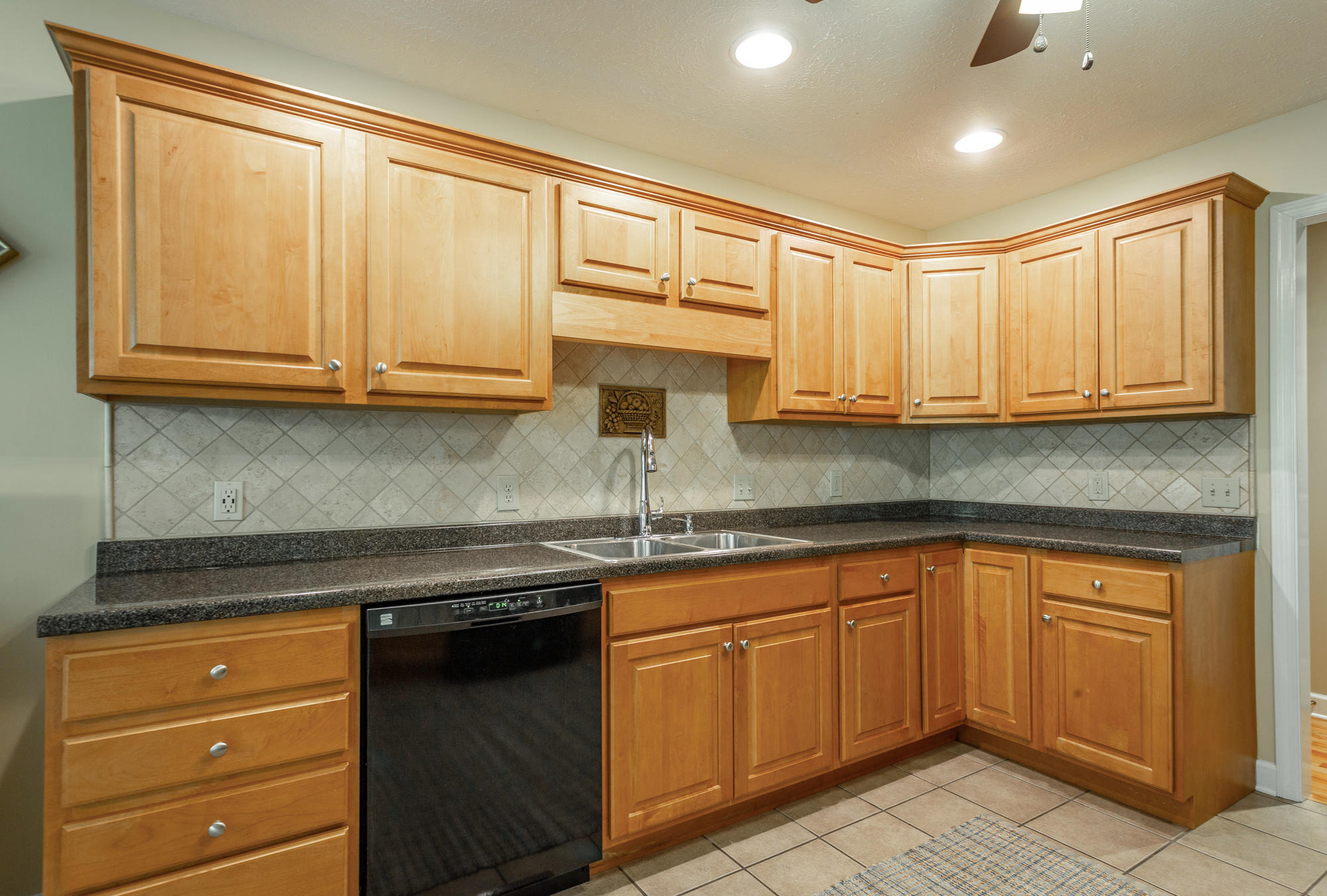 274 Cardinal Road Ringgold, GA 30736 - Photo 11 of 29 274 Cardinal Rd. HD-23