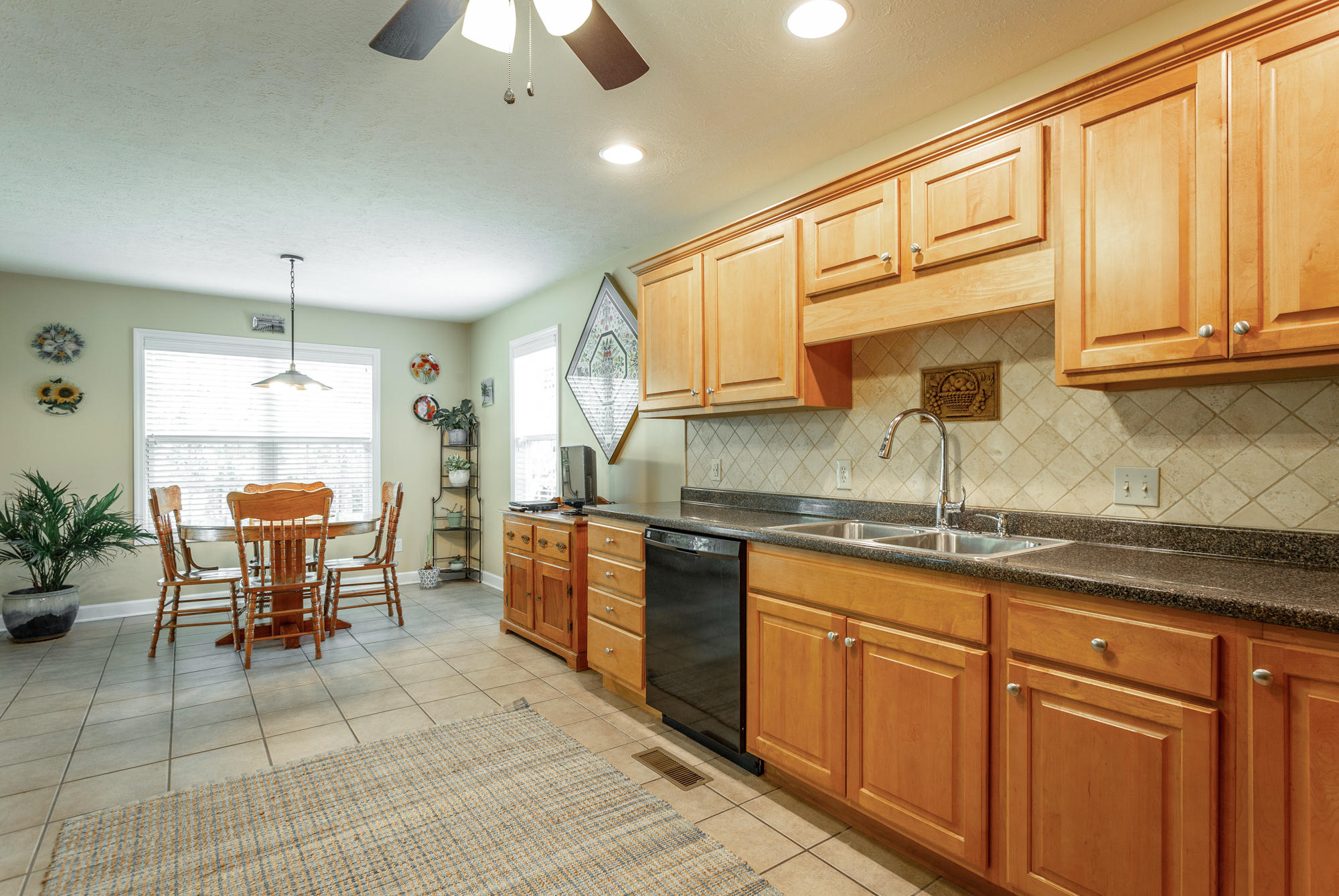 274 Cardinal Road Ringgold, GA 30736 - Photo 13 of 29 274 Cardinal Rd. HD-28