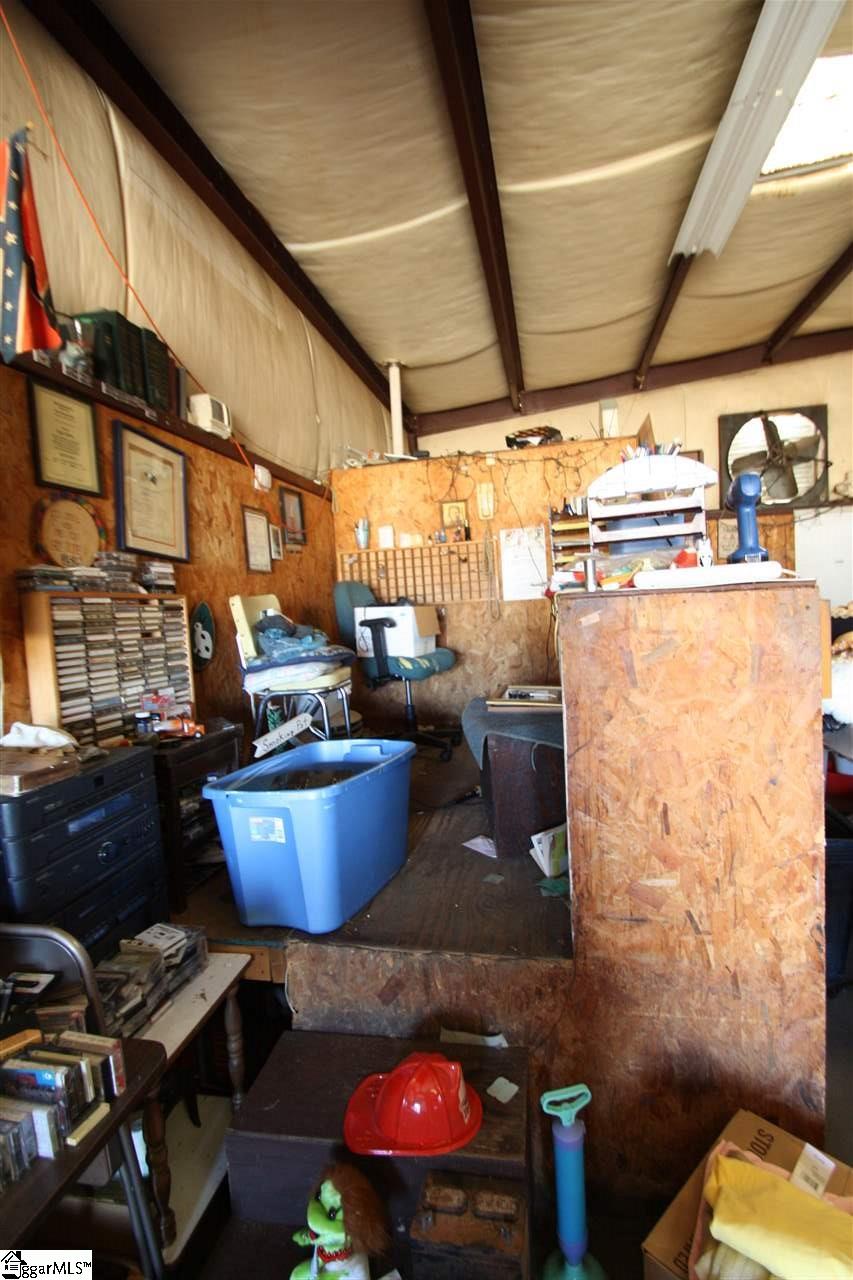 270 Jackson Road Inman, SC 29349 - Photo 7 of 9