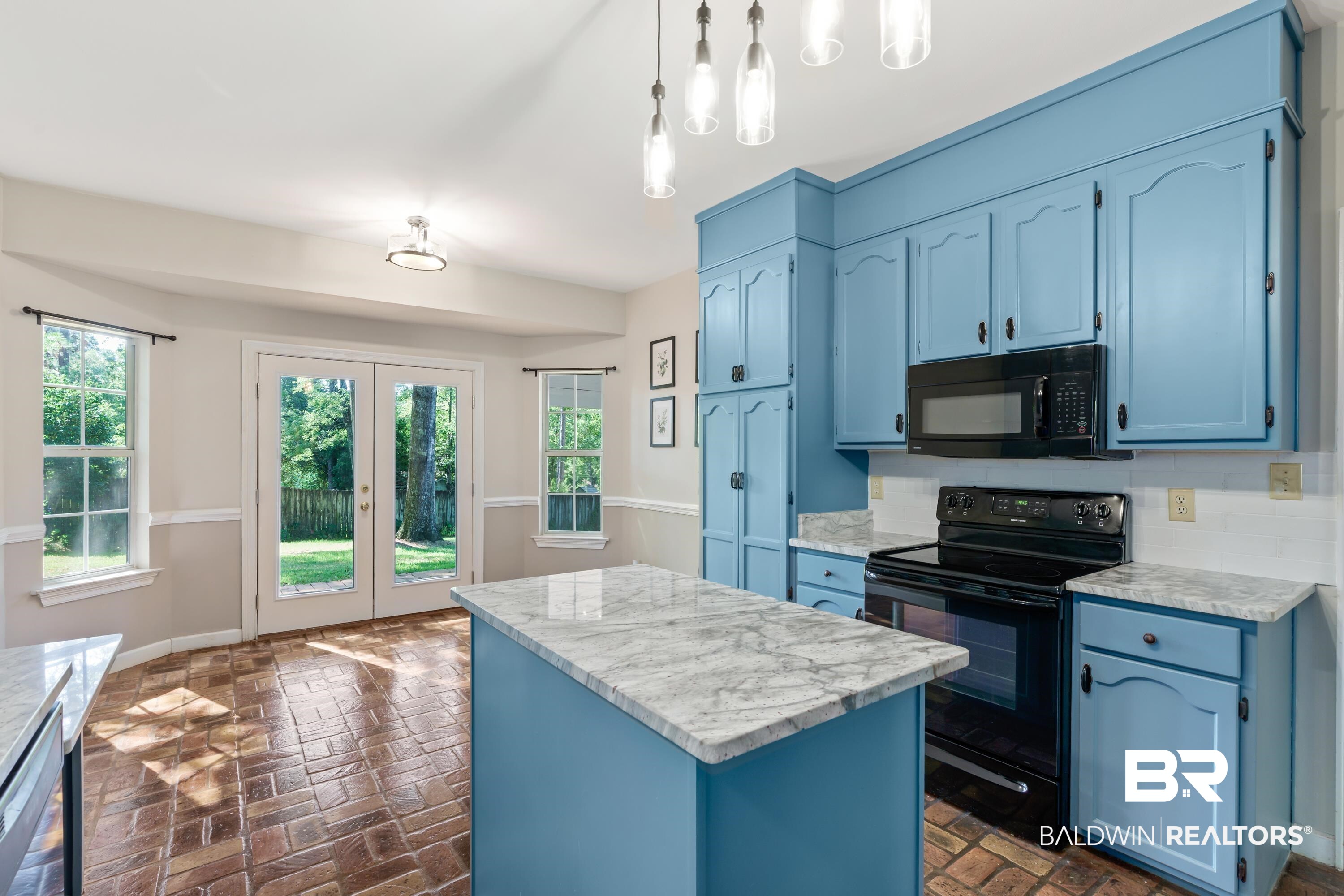 104 Hope Drive Daphne, AL 36526 - Photo 8 of 40 Kitchen