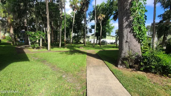 $1,250 | 840 Center Avenue, Unit 30, Holly Hill, FL 32117