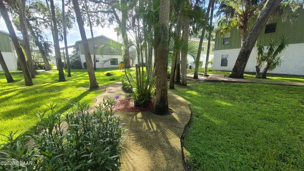 $1,250 | 840 Center Avenue, Unit 30, Holly Hill, FL 32117