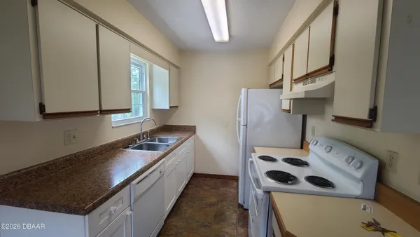 $1,250 | 840 Center Avenue, Unit 30, Holly Hill, FL 32117