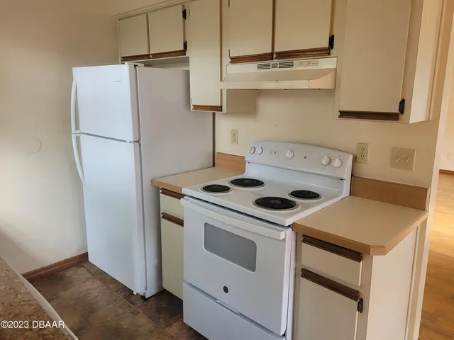 $1,250 | 840 Center Avenue, Unit 30, Holly Hill, FL 32117