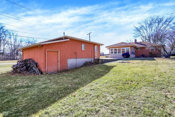$259,900 | 749 South 4th Avenue, Beech Grove, IN 46107