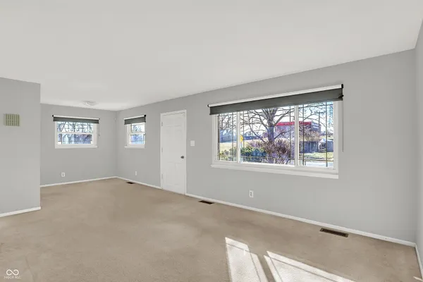 $259,900 | 749 South 4th Avenue, Beech Grove, IN 46107
