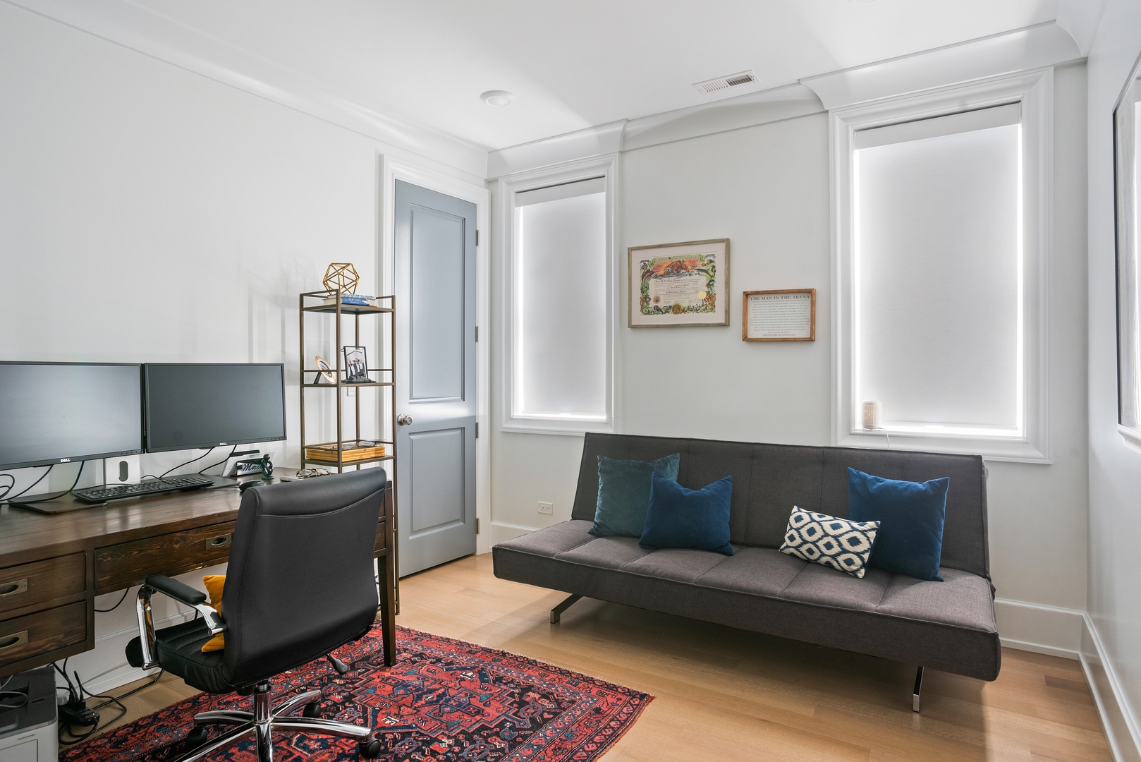 2020 North Howe Street, Unit 3S Chicago, IL 60614 - Photo 23 of 31 a living room with furniture and a window