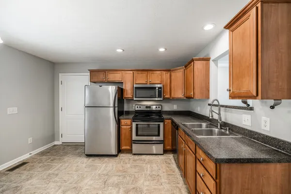 $2,200 | 1314 Goshentown Road, Hendersonville, TN 37075