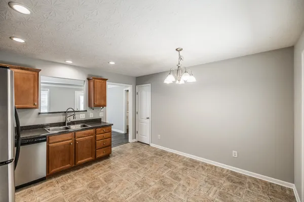 $2,200 | 1314 Goshentown Road, Hendersonville, TN 37075