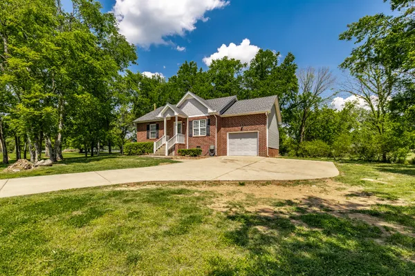 $2,200 | 1314 Goshentown Road, Hendersonville, TN 37075
