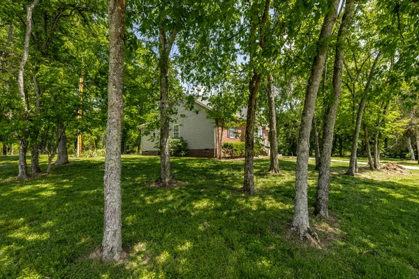 $2,200 | 1314 Goshentown Road, Hendersonville, TN 37075